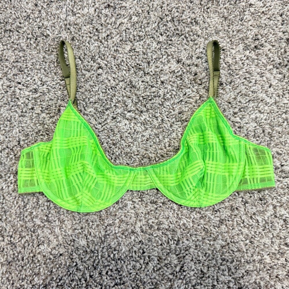 Out from under Urban Outfitters Green Lace Plaid Bra Women's Size 34 D.